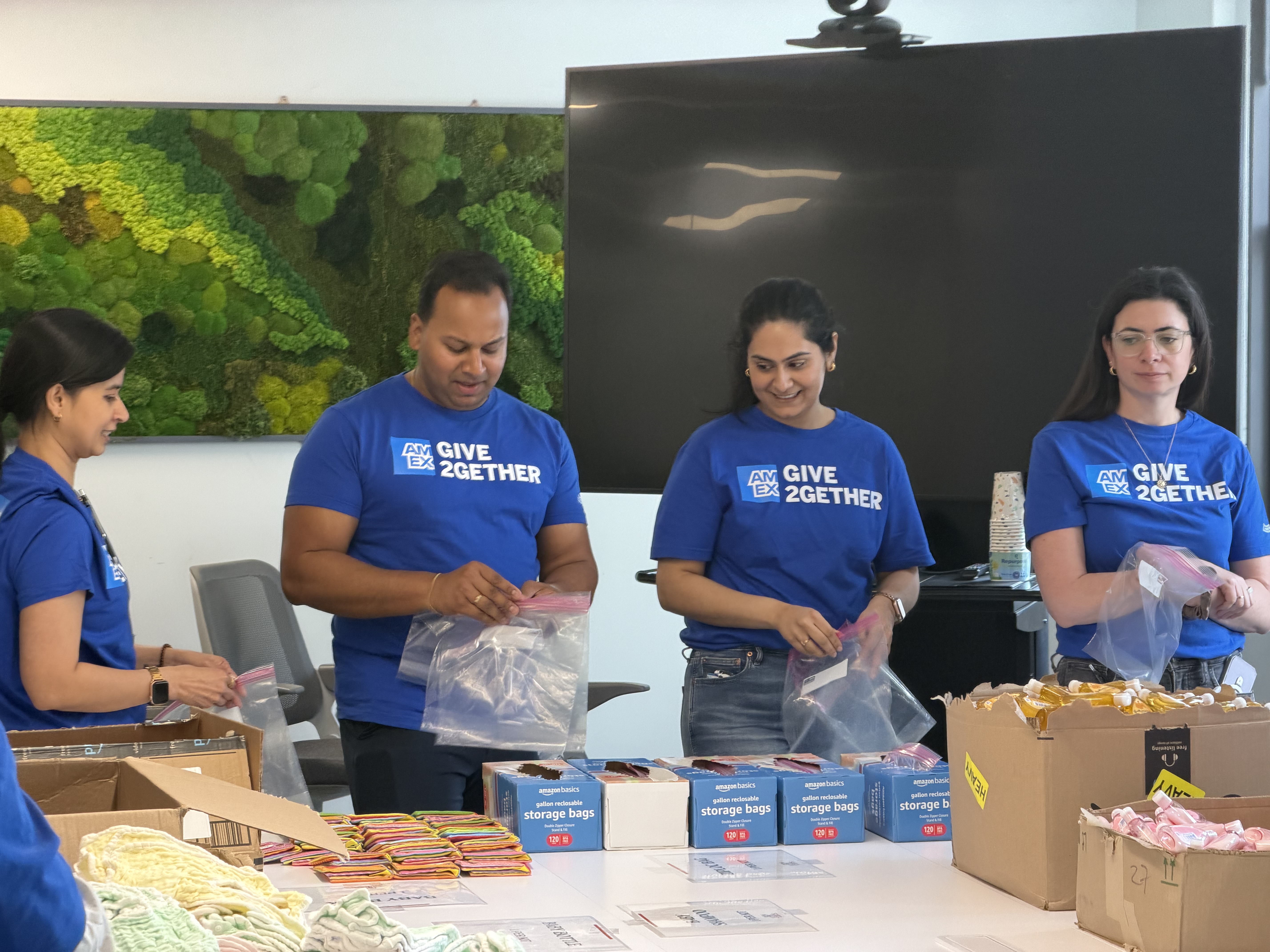 Volunteers from American Express